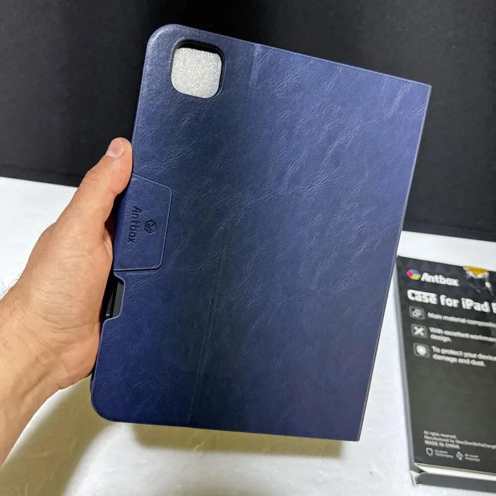 & Other Stories antbox case
